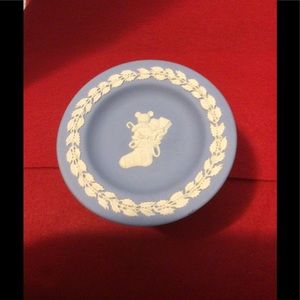 Vintage Wedgwood Blue Jasperware Stocking Bear Small Plate or Dish